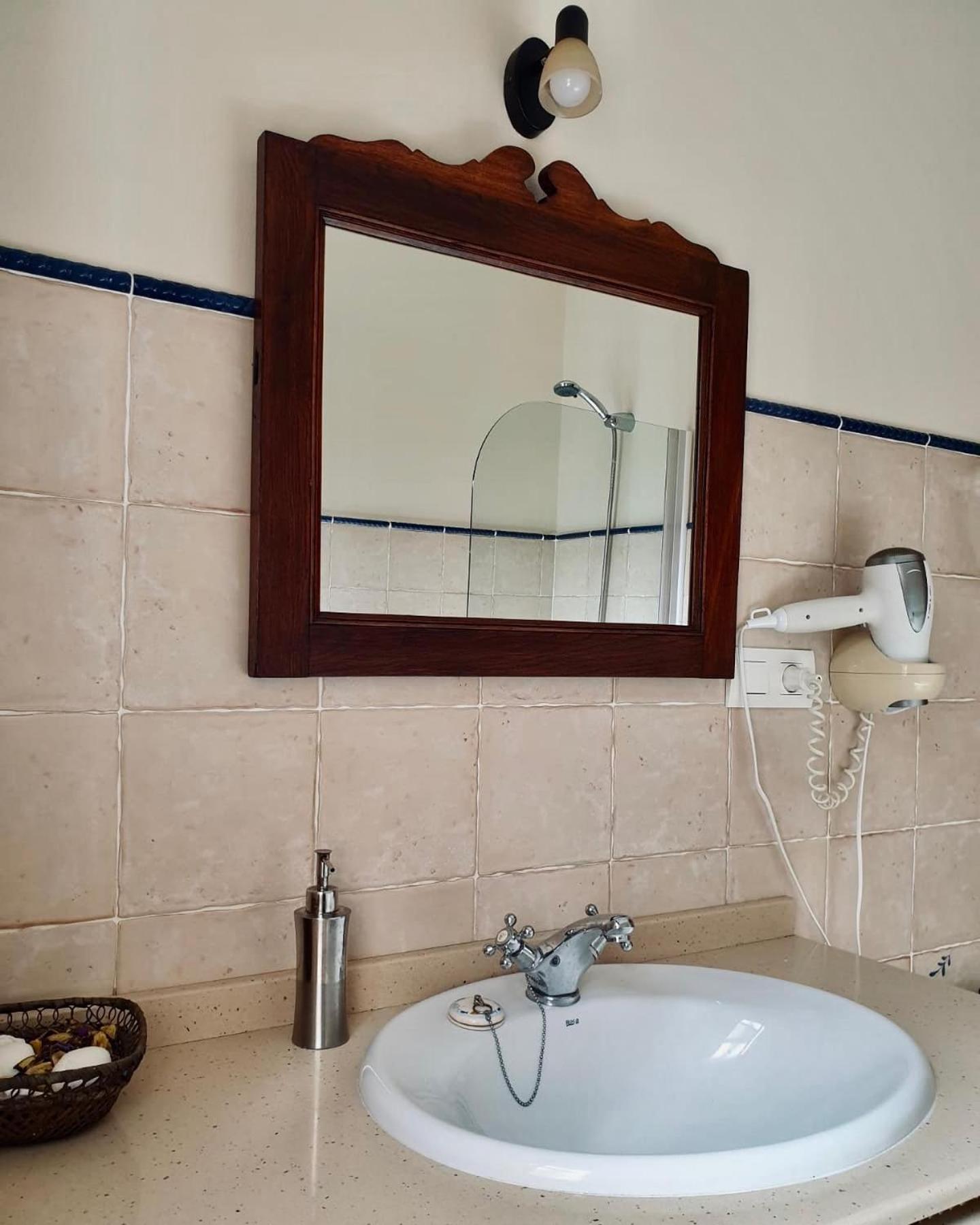 Apartamentos El Picoretu เมสตัส เด กอน ภายนอก รูปภาพ